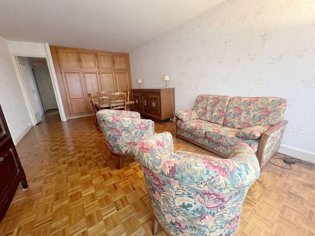 Appartement à MELUN