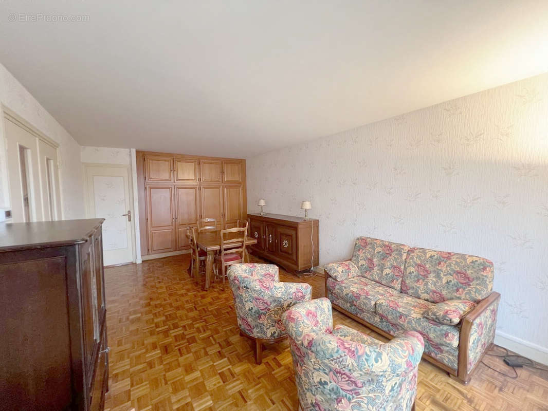 Appartement à MELUN