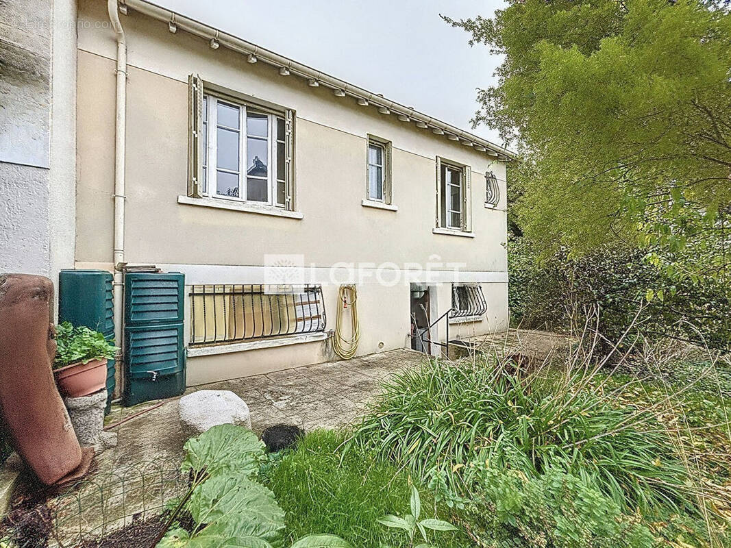 Maison à L&#039;HAY-LES-ROSES