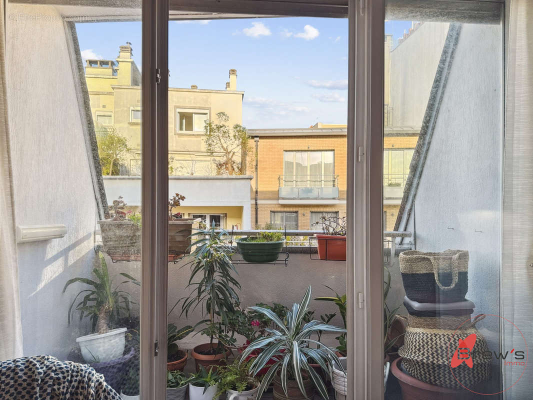 Appartement à PARIS-20E