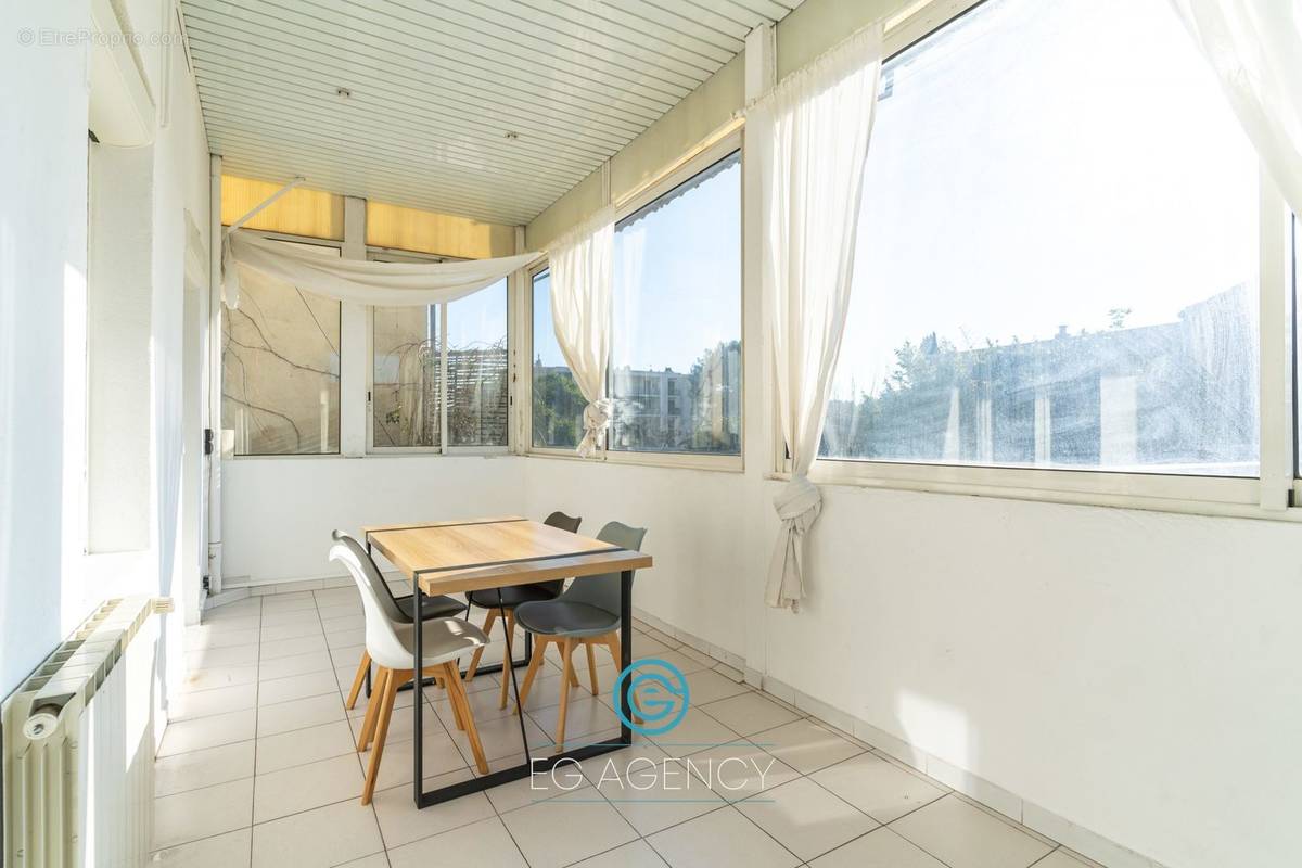 Appartement à MARSEILLE-12E