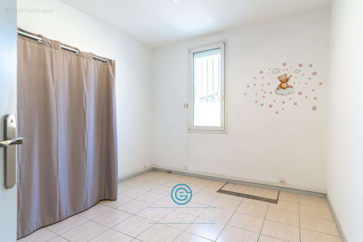 Appartement à MARSEILLE-12E