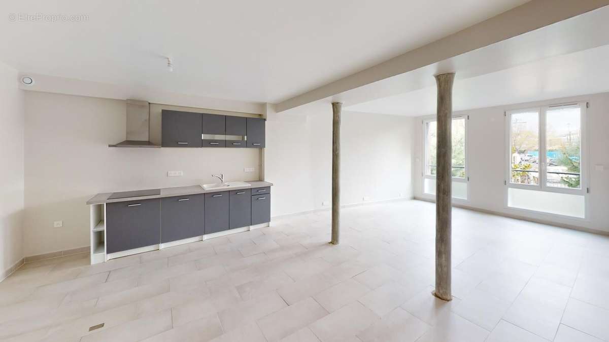 Photo 3 - Appartement à IVRY-SUR-SEINE