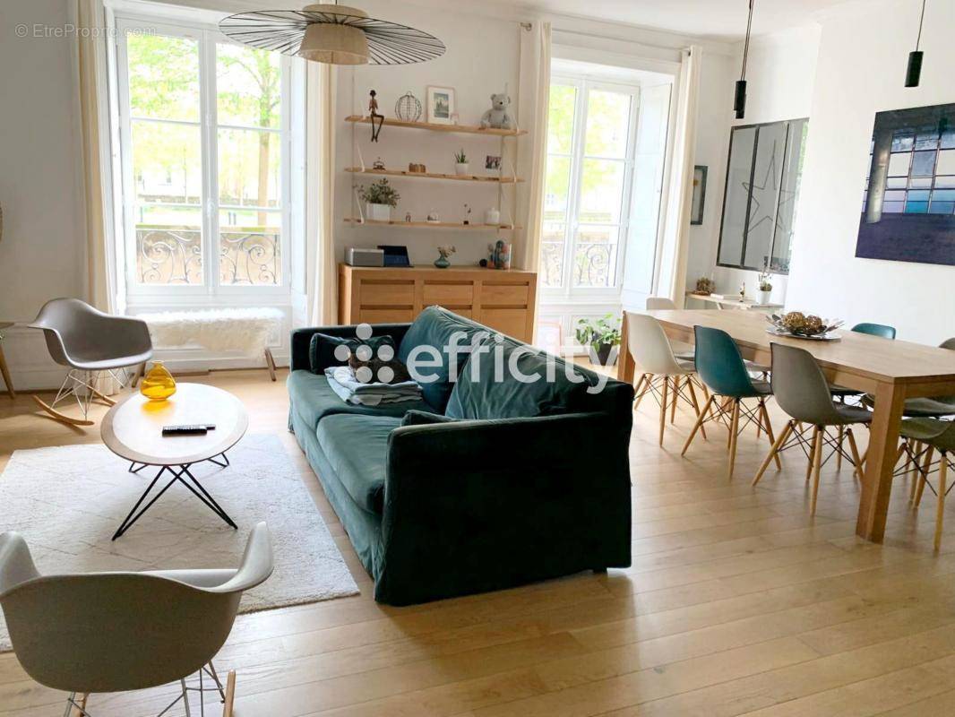 Appartement à NANTES