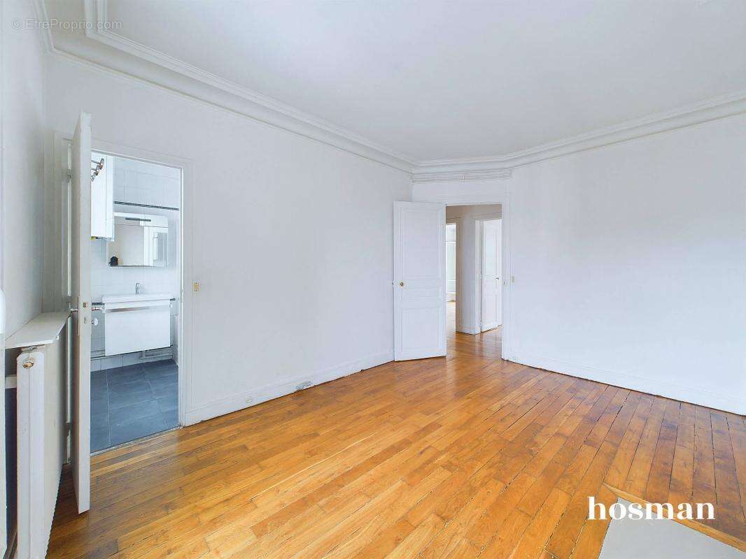 Appartement à LEVALLOIS-PERRET