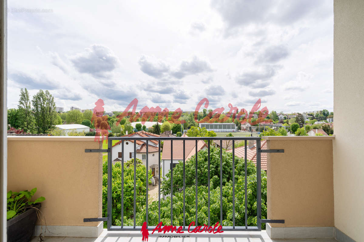 Appartement à LE PERREUX-SUR-MARNE