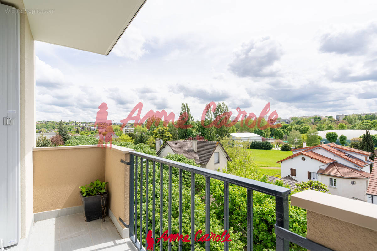 Appartement à LE PERREUX-SUR-MARNE