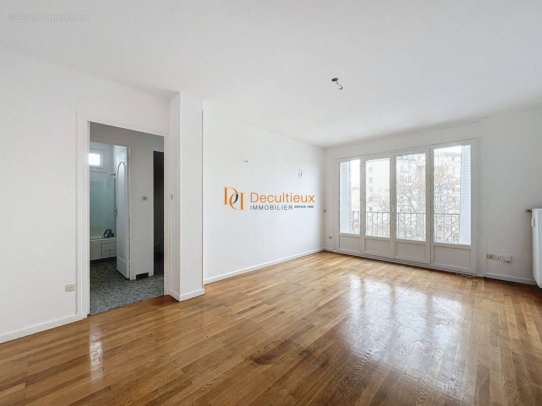 Appartement à VILLEURBANNE