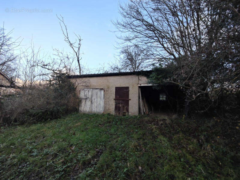 Maison à LA HAYE-MALHERBE