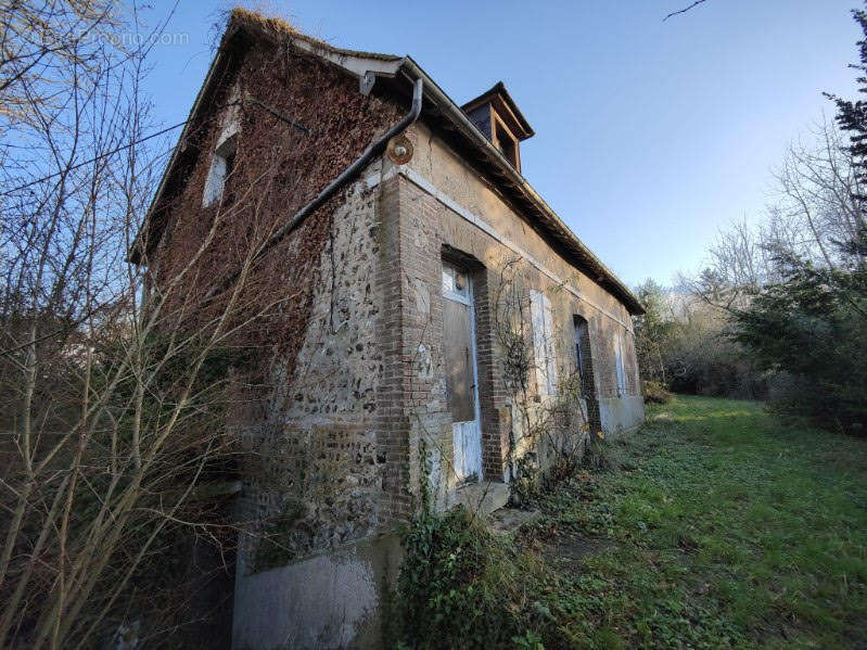 Maison à LA HAYE-MALHERBE