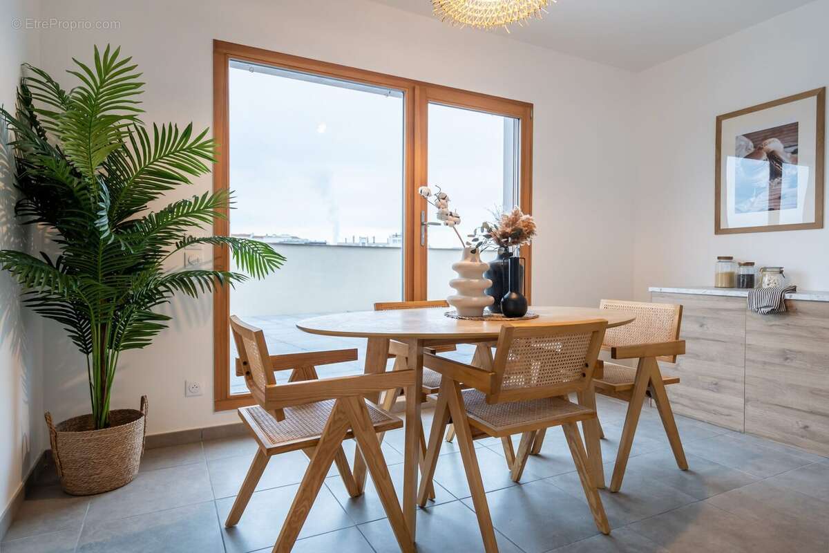 Appartement à LYON-8E