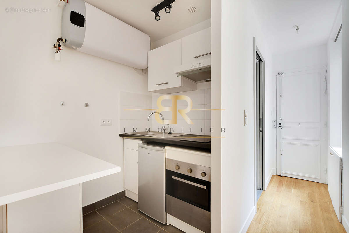 Appartement à PARIS-8E