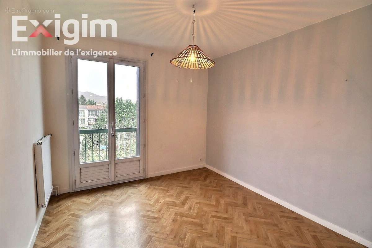 Appartement à TOURNON-SUR-RHONE