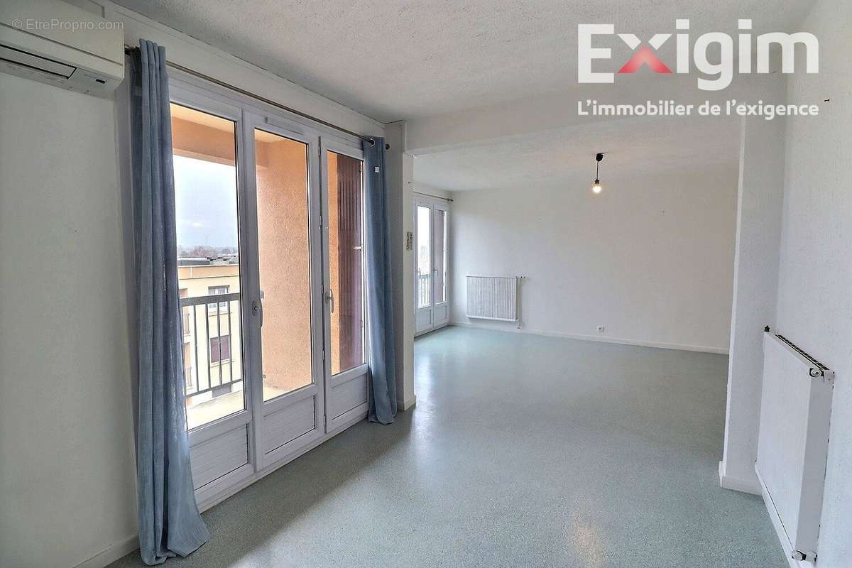 Appartement à TOURNON-SUR-RHONE