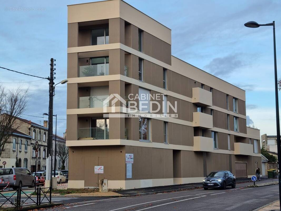 Appartement à BORDEAUX