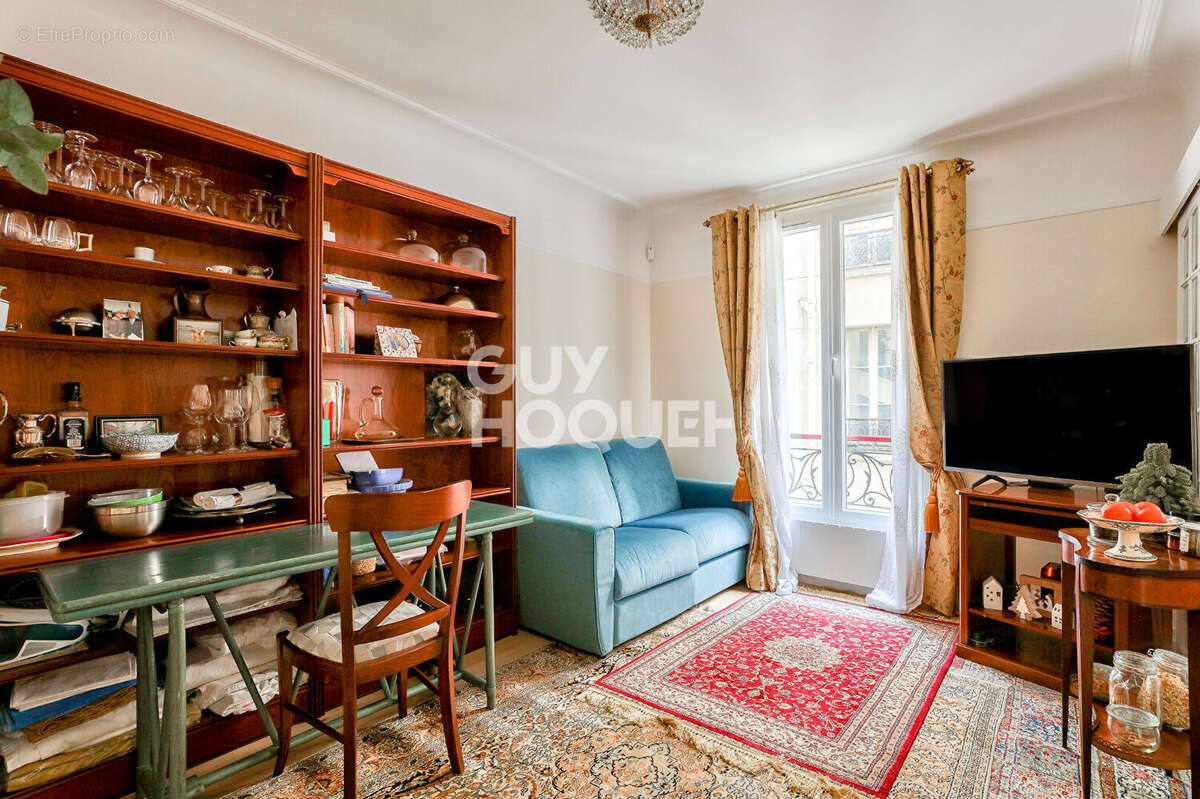 Appartement à PARIS-9E