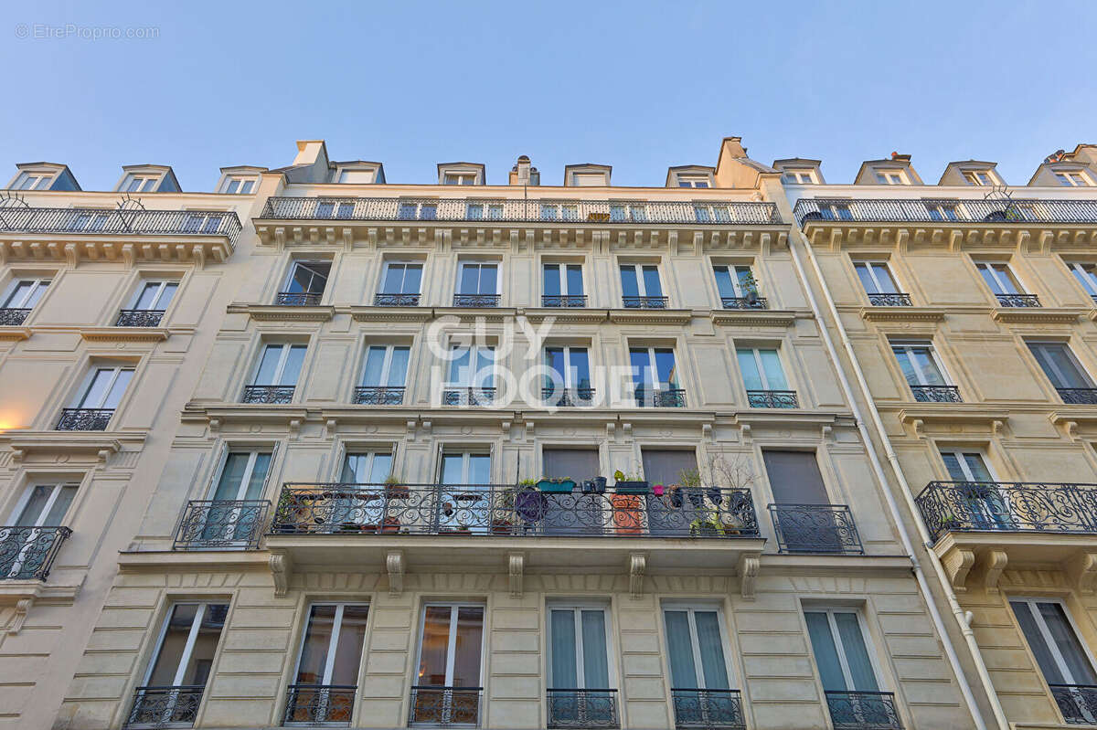 Appartement à PARIS-9E