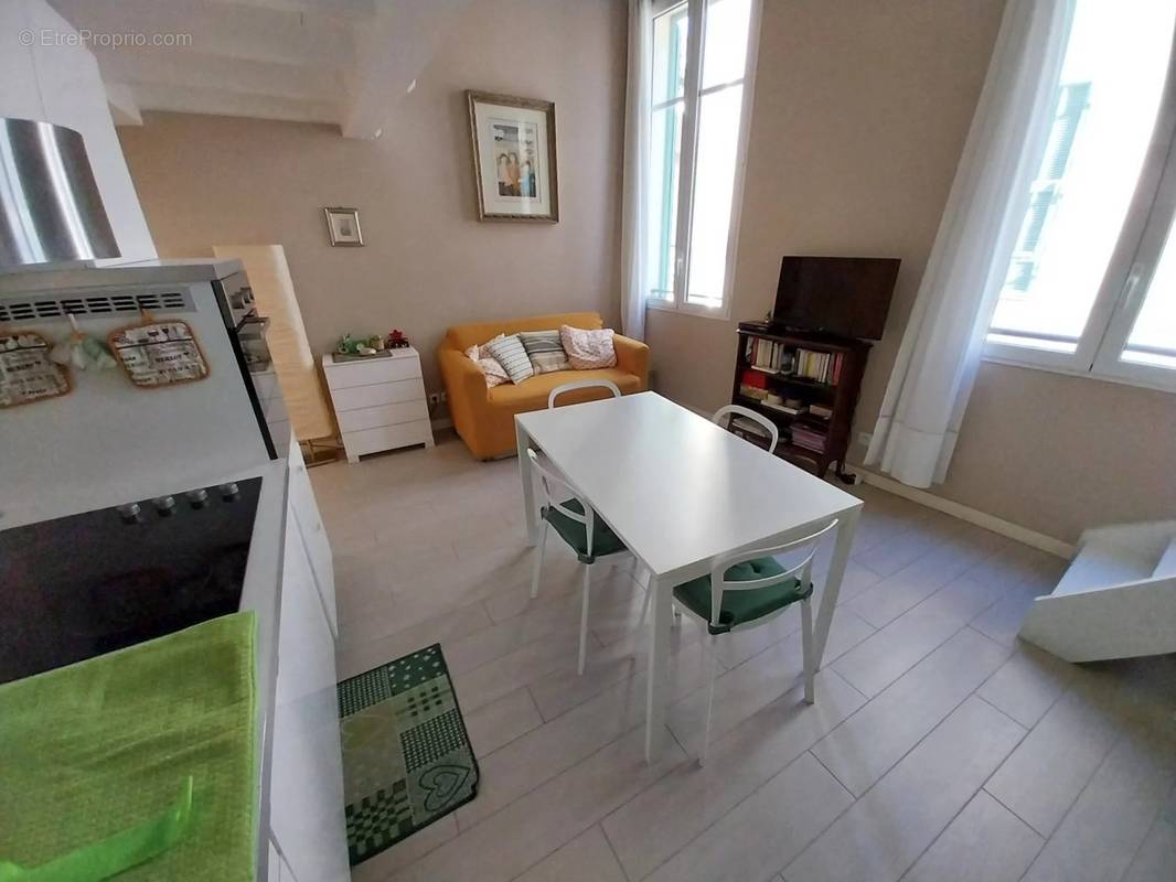 Appartement à MENTON