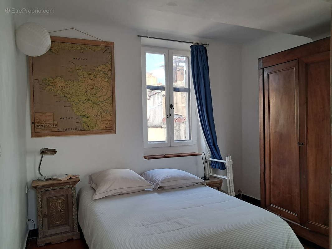 Appartement à MARSEILLE-1E