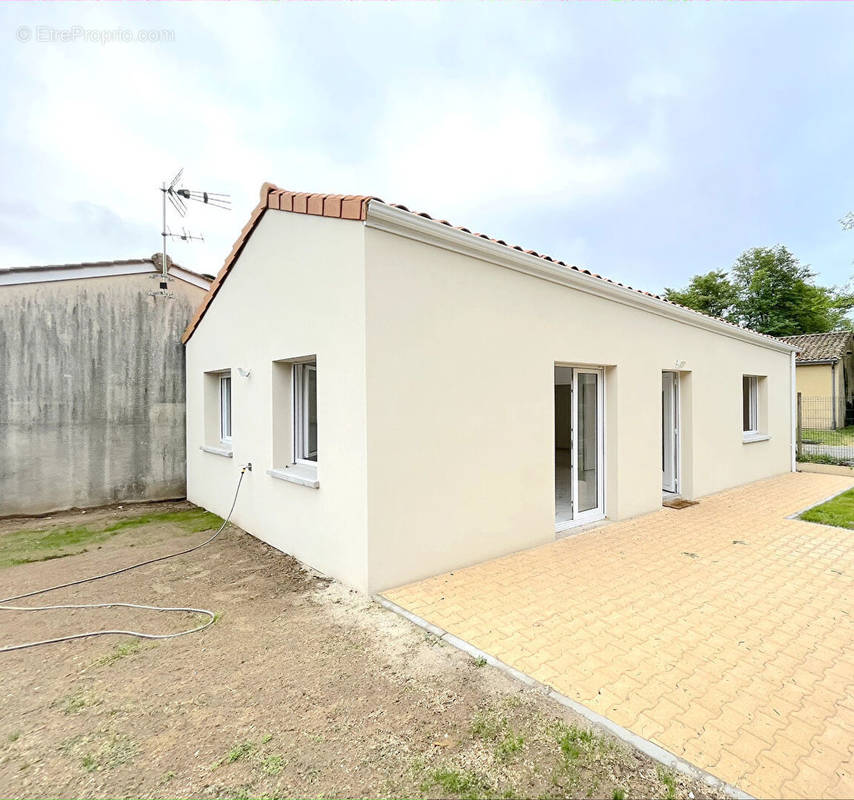 Maison à SAINT-ANDRE-DE-CUBZAC