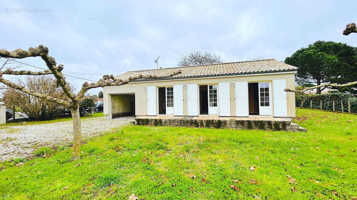 Maison à SAINT-ANDRE-DE-CUBZAC