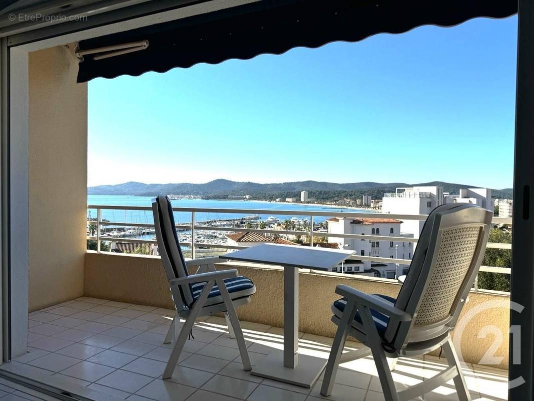 Appartement à LE LAVANDOU