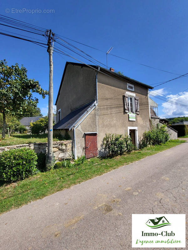 Maison à SAINT-LEGER-DE-FOUGERET