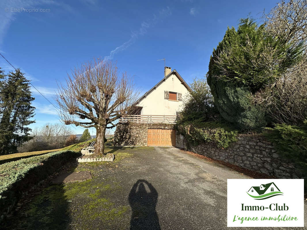 Maison à CHATEAU-CHINON(VILLE)