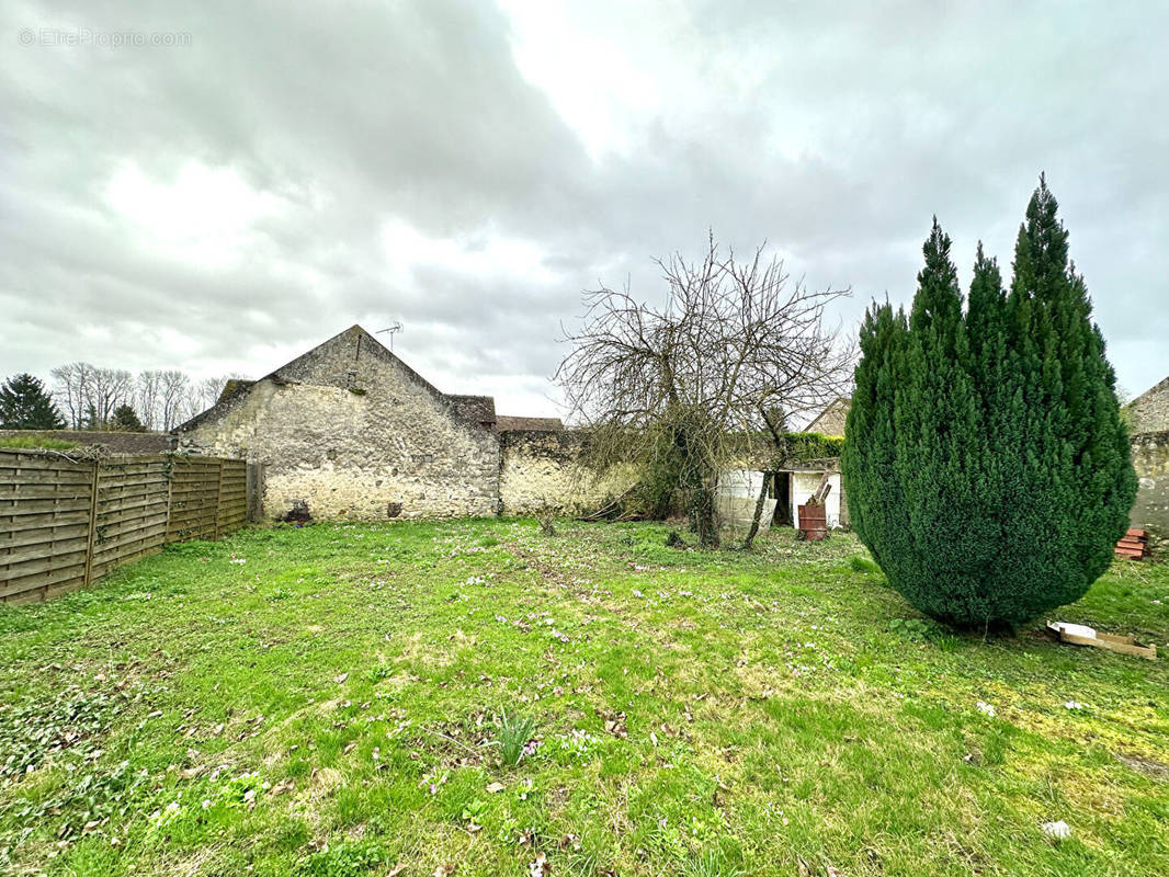 Maison à MONTARLOT