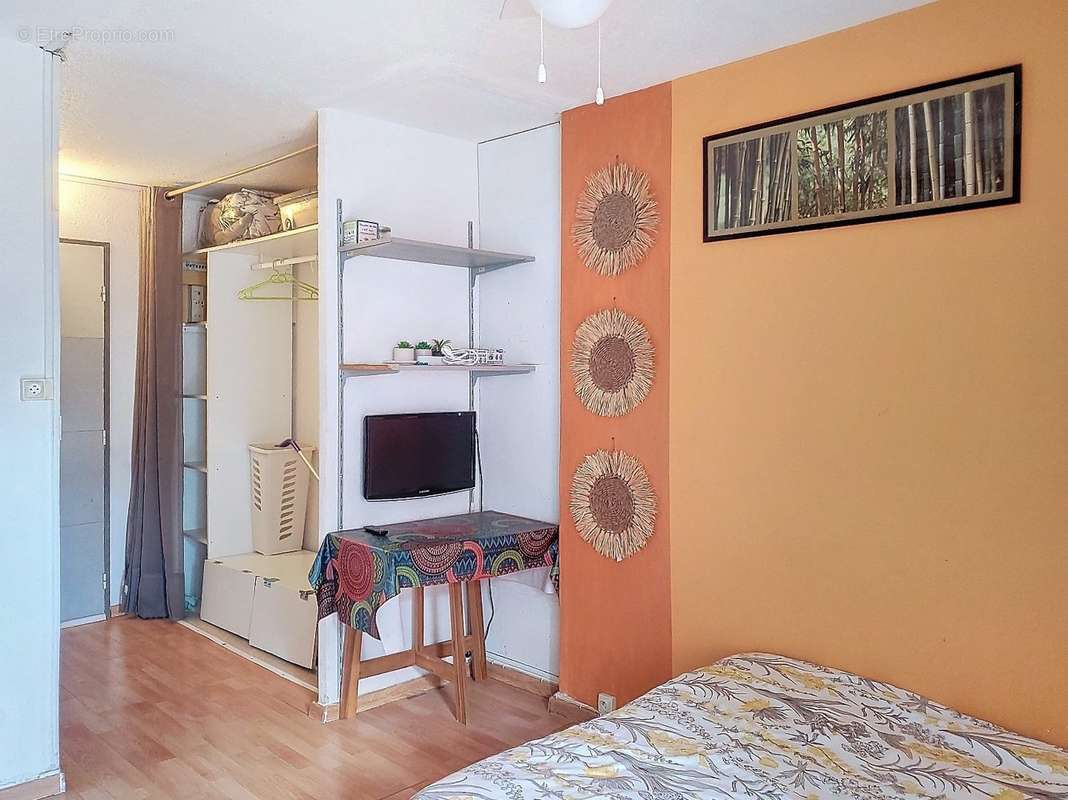 Appartement à LAMALOU-LES-BAINS