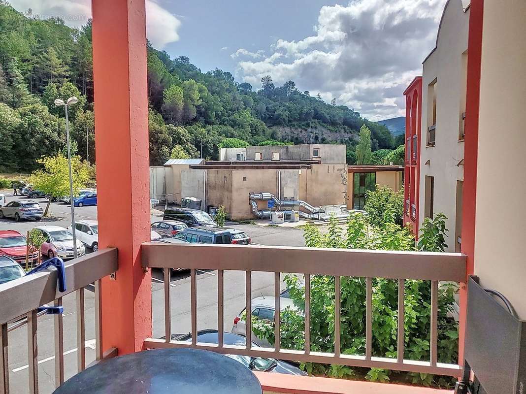 Appartement à LAMALOU-LES-BAINS