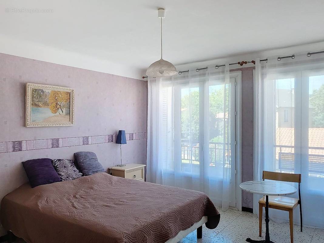 Appartement à LAMALOU-LES-BAINS