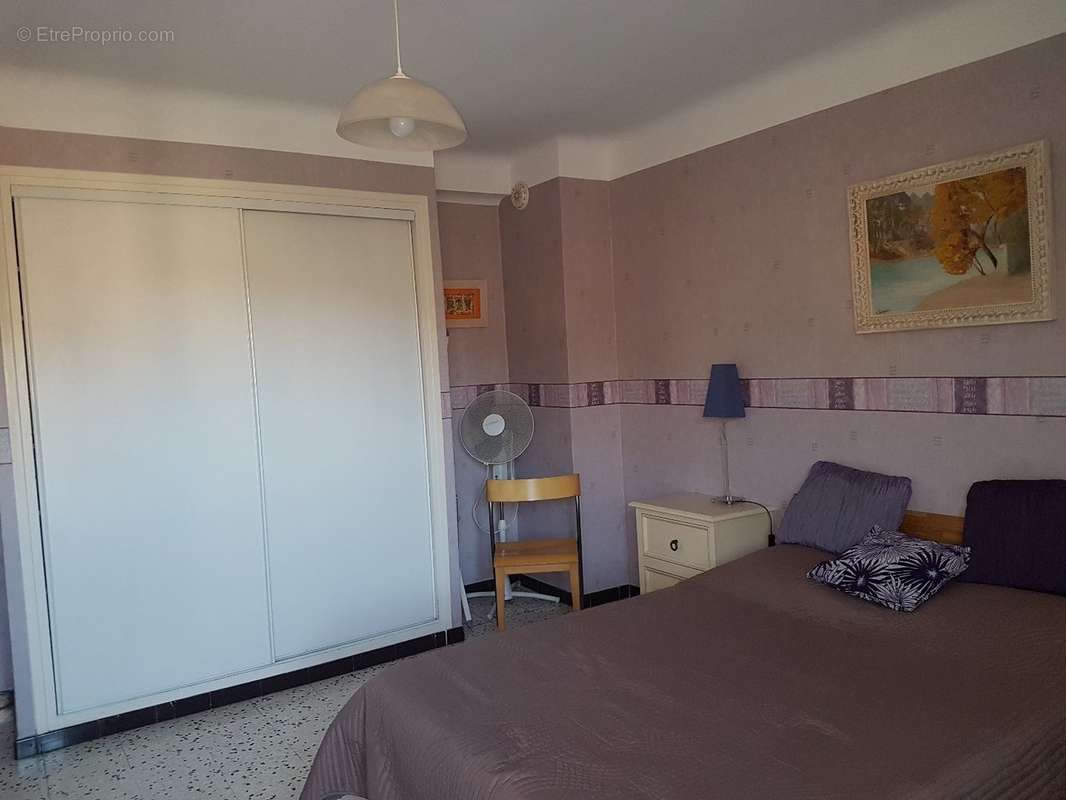 Appartement à LAMALOU-LES-BAINS