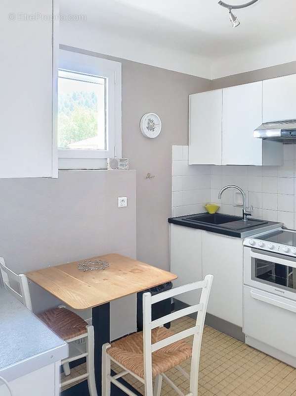 Appartement à LAMALOU-LES-BAINS