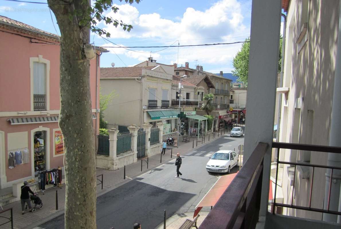 Appartement à LAMALOU-LES-BAINS