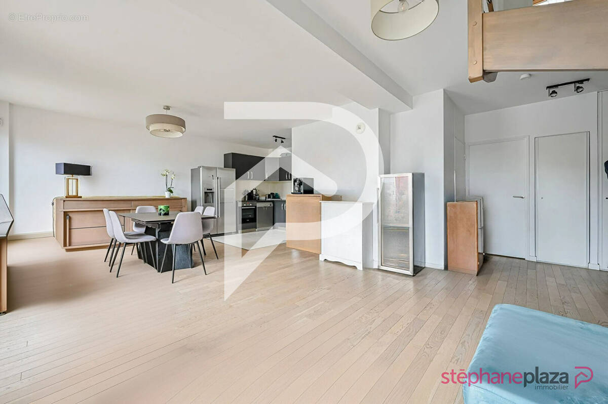 Appartement à SURESNES