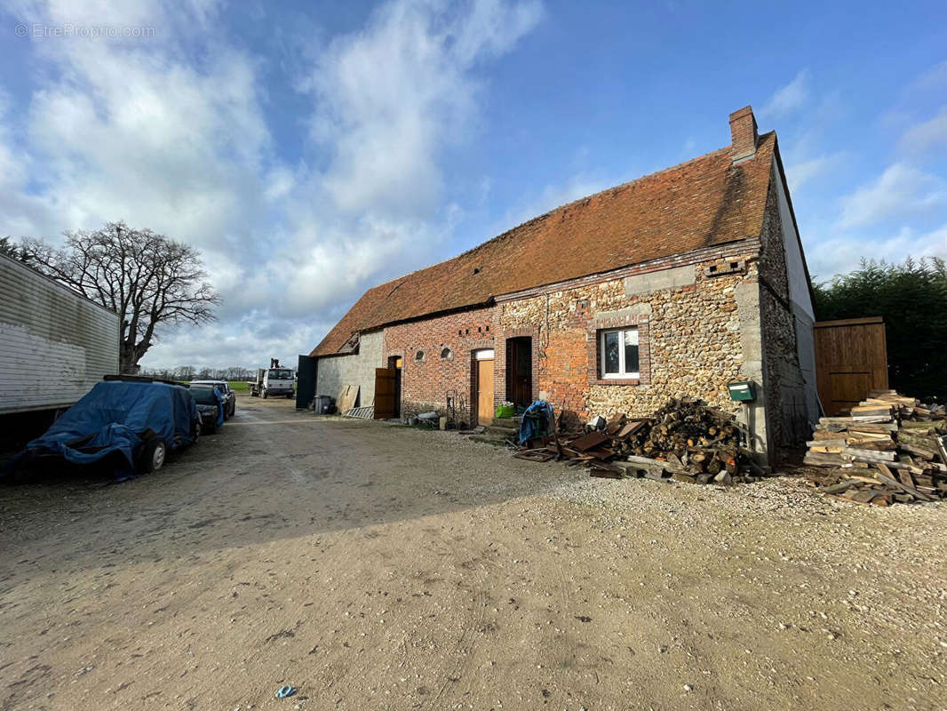 Maison à CHARBONNIERES