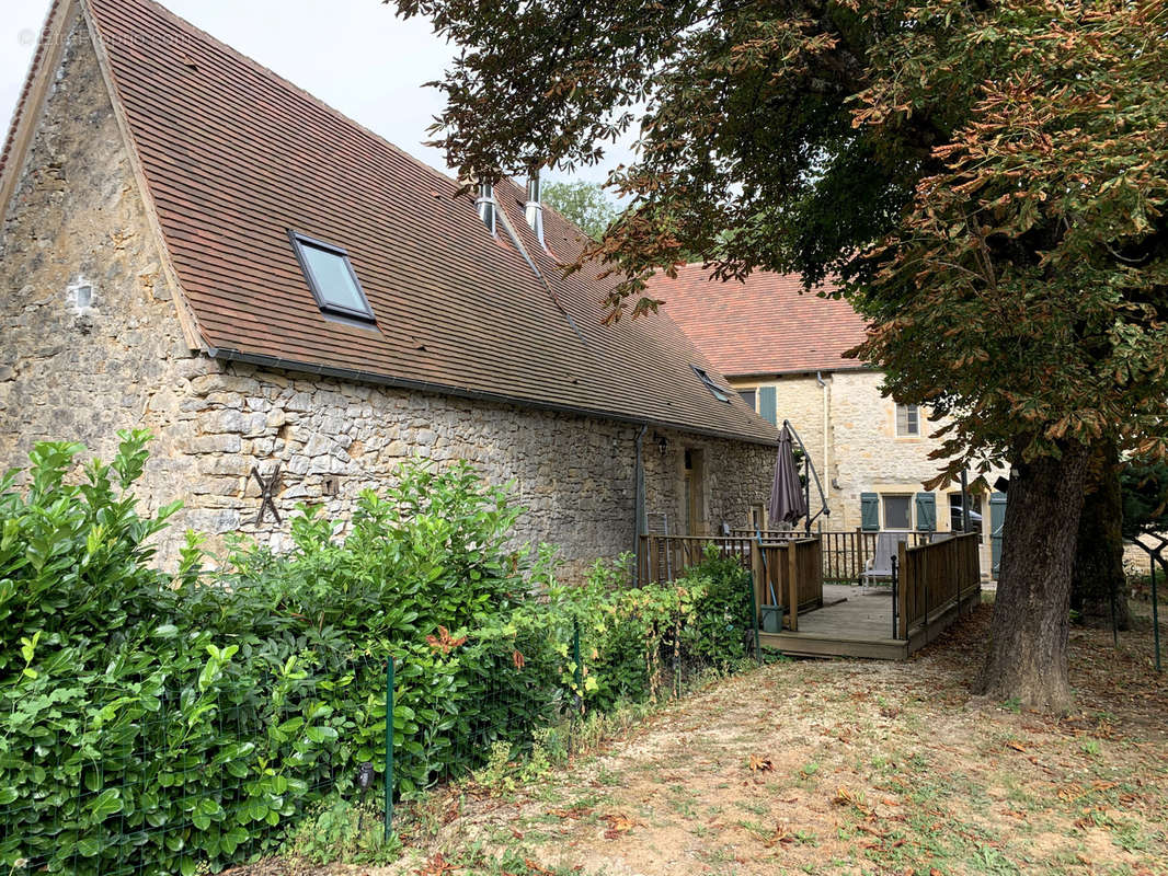 Maison à GOURDON