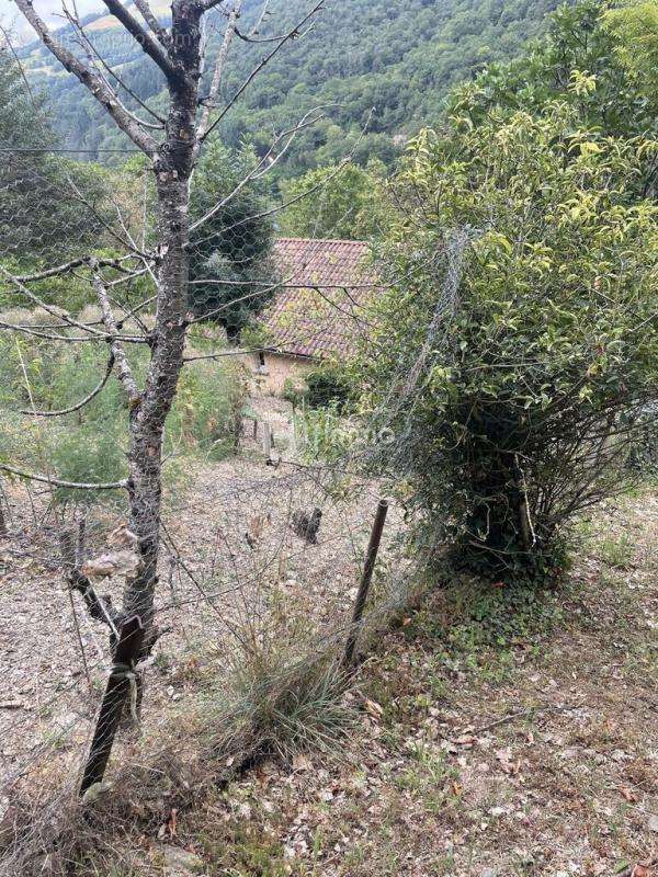 Terrain à SAINT-SERNIN-SUR-RANCE