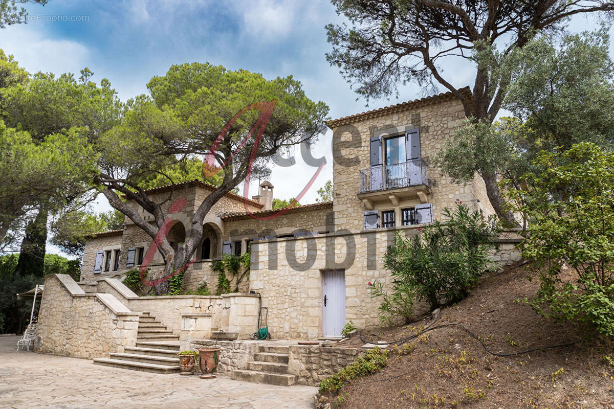 Maison à BEAUCAIRE