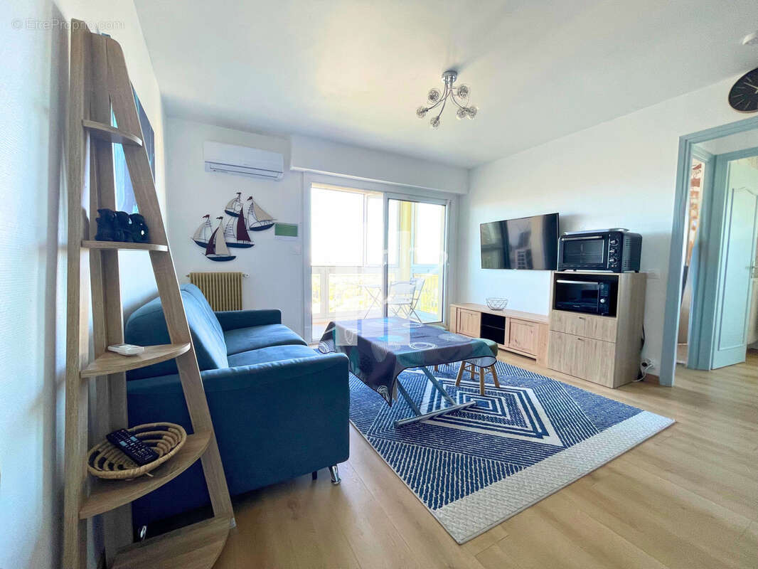 Appartement à SAINT-RAPHAEL