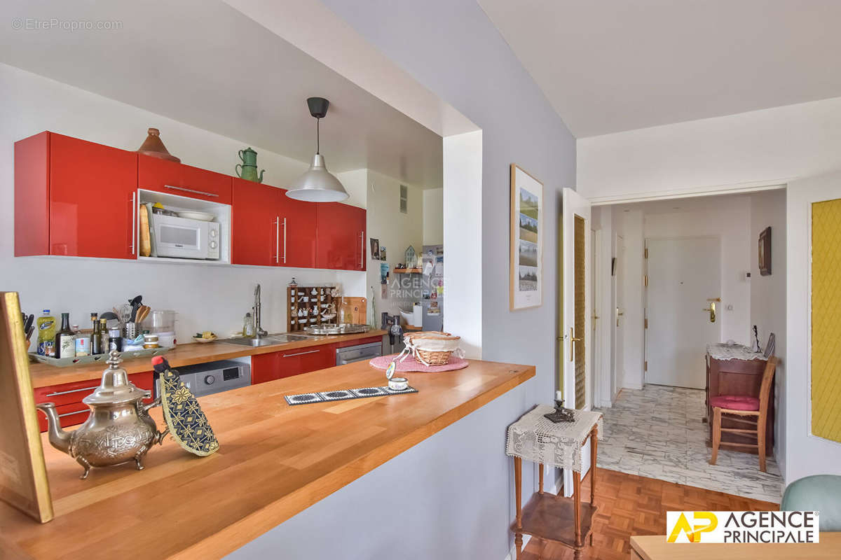 Appartement à MAISONS-LAFFITTE