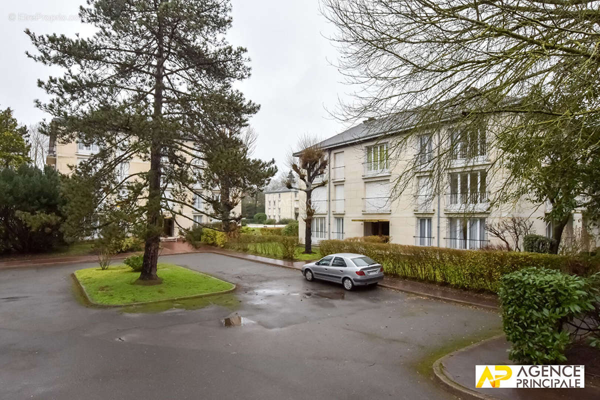 Appartement à MAISONS-LAFFITTE