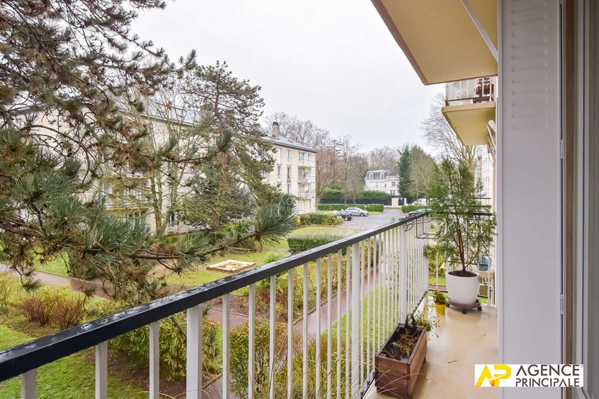 Appartement à MAISONS-LAFFITTE