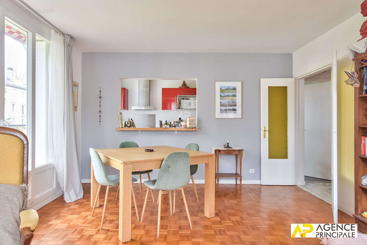 Appartement à MAISONS-LAFFITTE