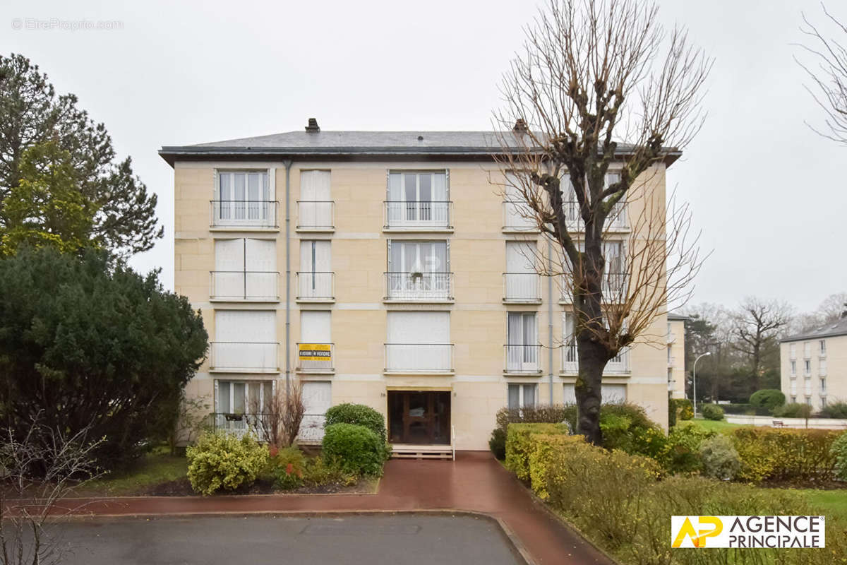 Appartement à MAISONS-LAFFITTE