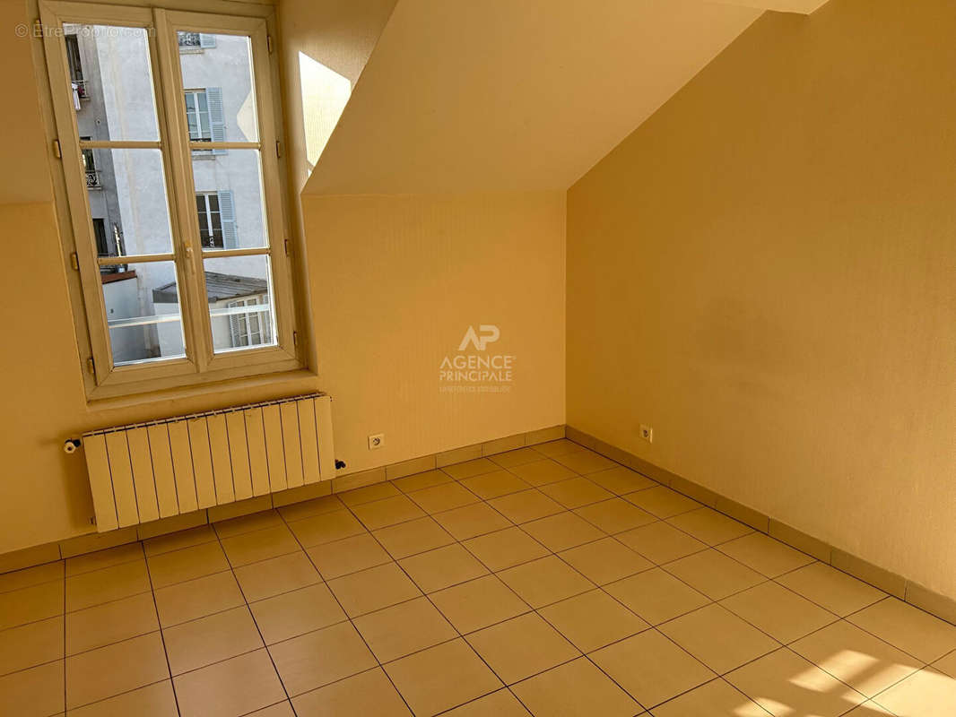 Appartement à MAISONS-LAFFITTE