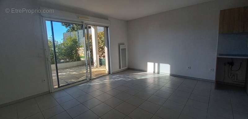 Appartement à LA LONDE-LES-MAURES