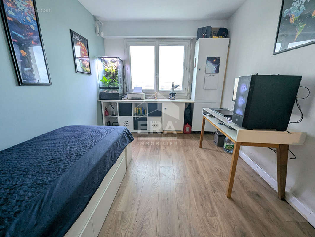 Appartement à FONTENAY-SOUS-BOIS