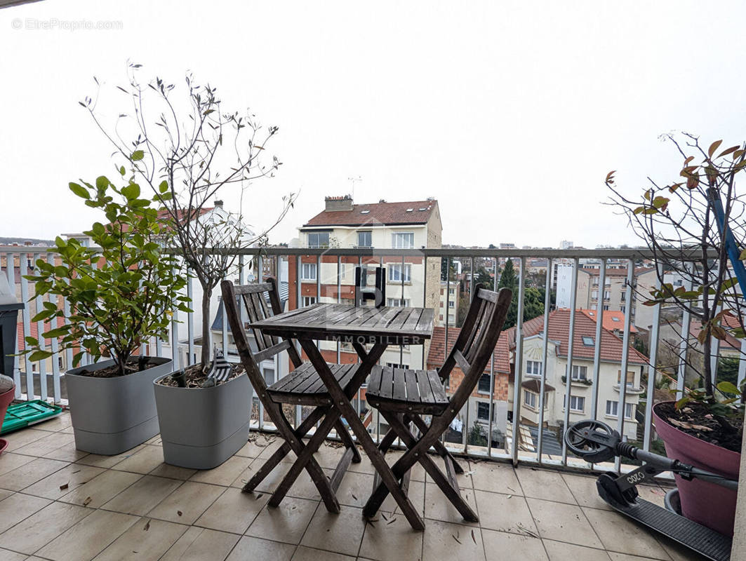 Appartement à FONTENAY-SOUS-BOIS